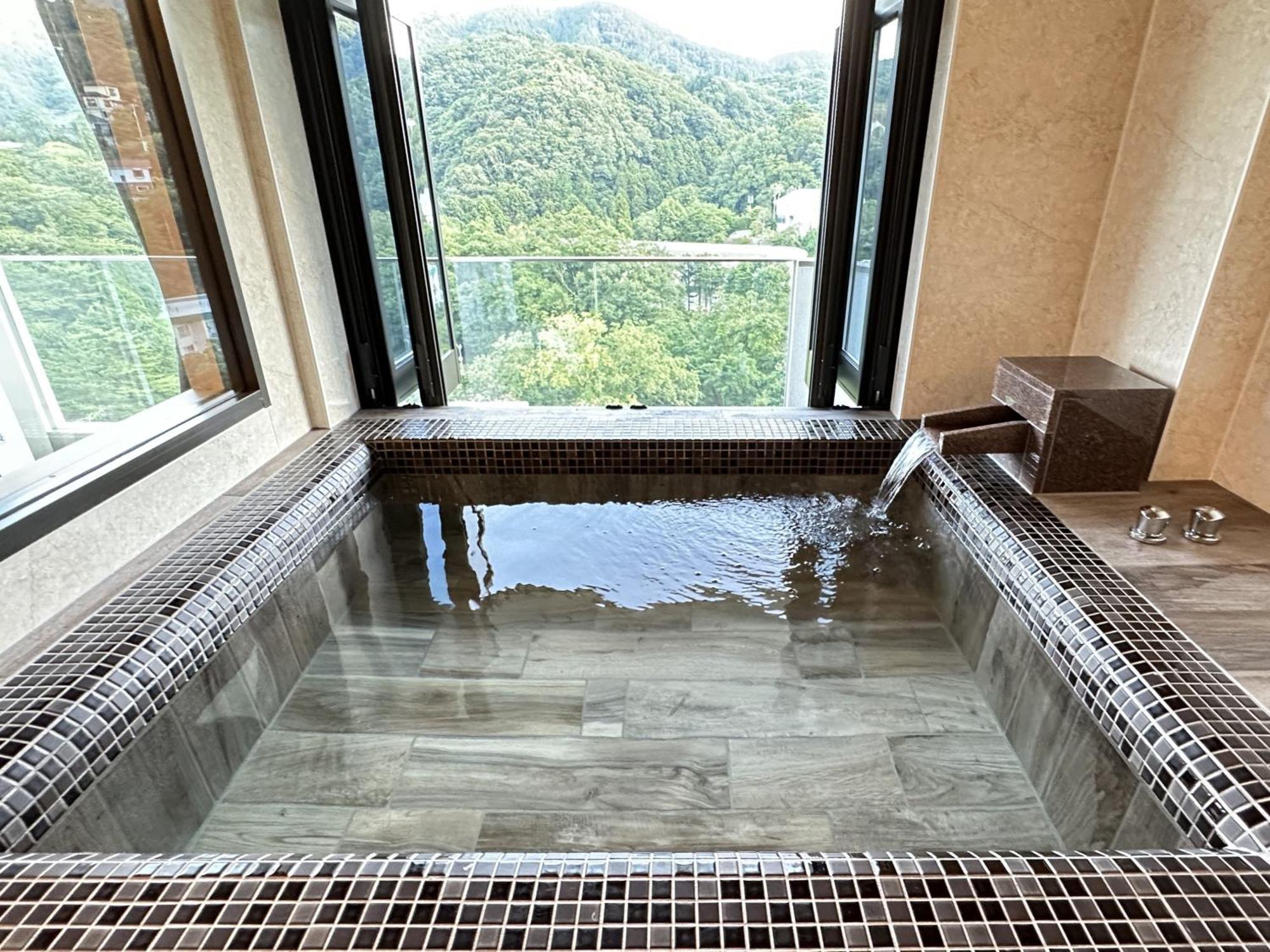 加兰考特宇佐美私人温泉公寓式酒店 伊东 外观 照片